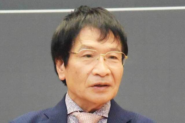 尾木直樹氏、言葉を発しながらお辞儀をする司会者に違和感「皆さんは気になりませんか？」問題提起に反応さまざま